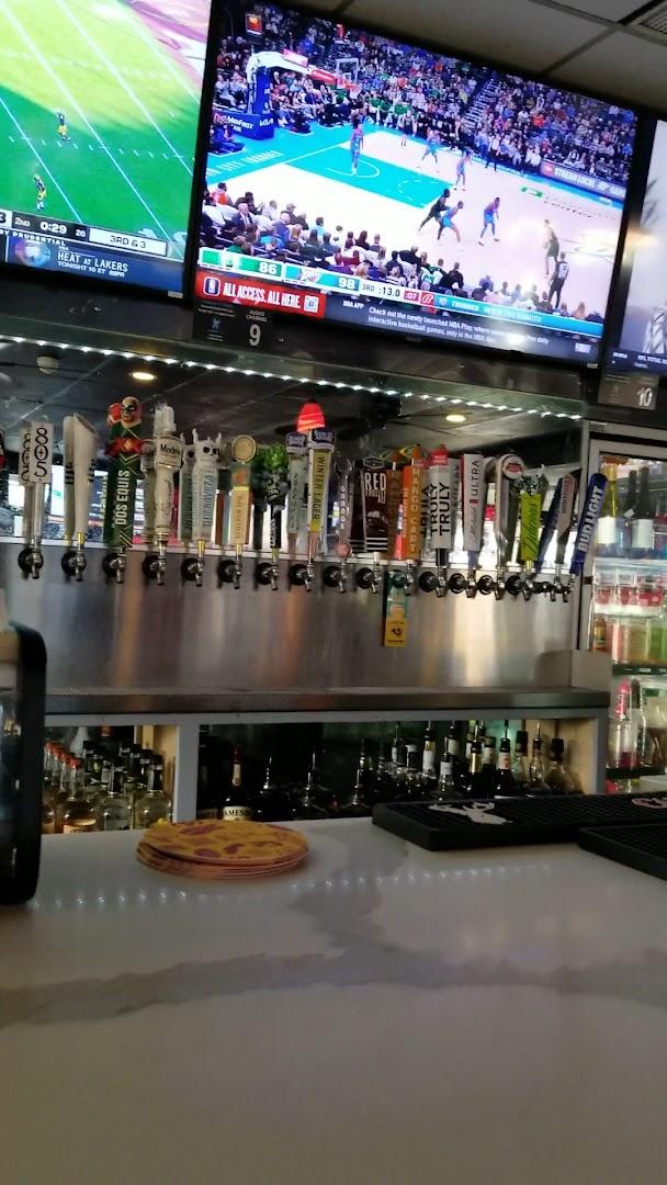 Pitstop Pub Sports Bar & Grill