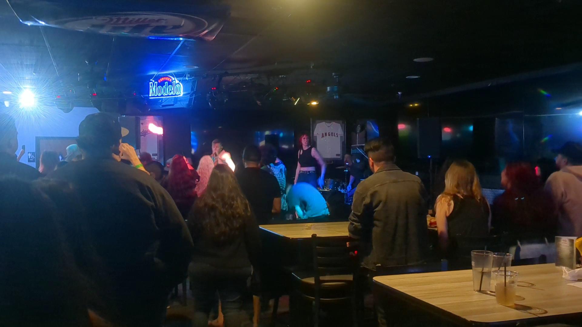 Pitstop Pub Sports Bar & Grill