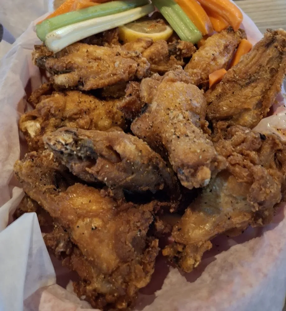 Lemon Pepper Wings with Hot Mango Sauce